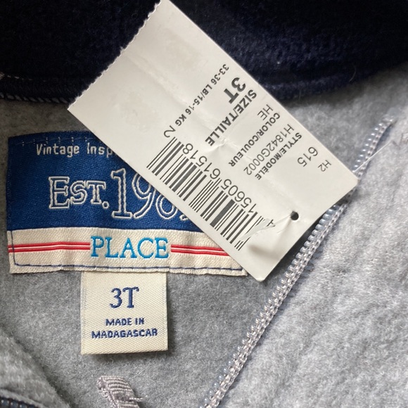 Clearance 1989 place grey pull over sweatshirt - Picture 3 of 3